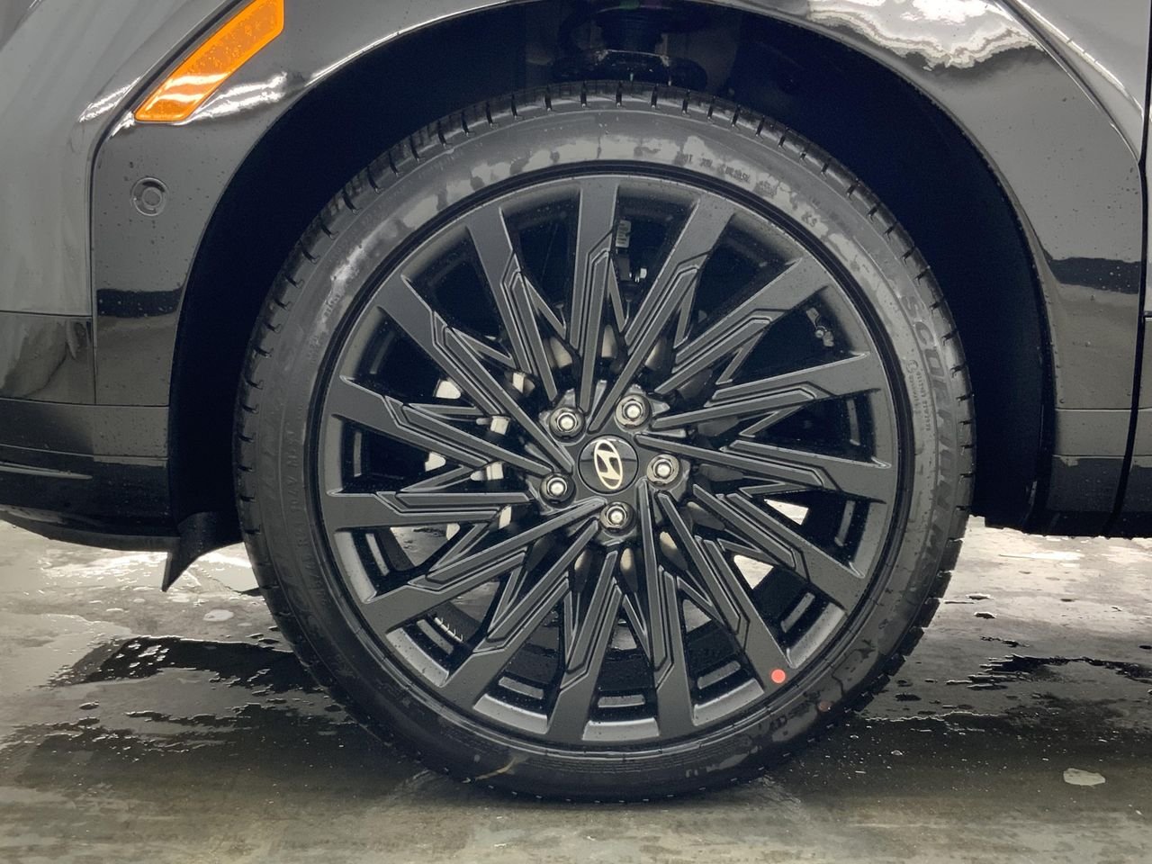 New 2027 Ecotronic Gray Pearl Hyundai Calligraphy AWD image 5