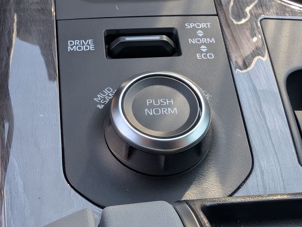 Used 2023  Toyota Limited image 28