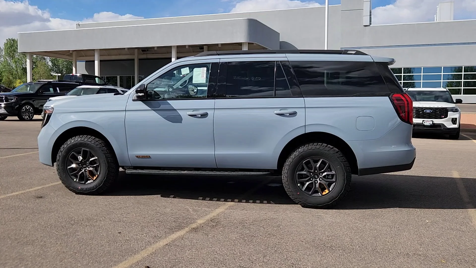 New 2026 Glacier Gray Metallic Tri-Coat Ford Tremor image 23