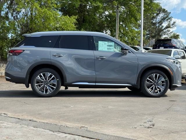 New 2026 HARBOR GRAY INFINITI Luxe AWD image 8