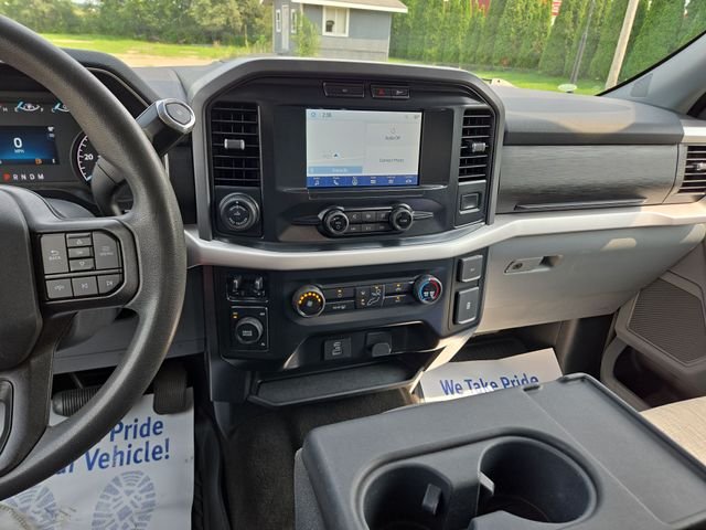 Certified Used 2022 Oxford White Ford XLT image 17