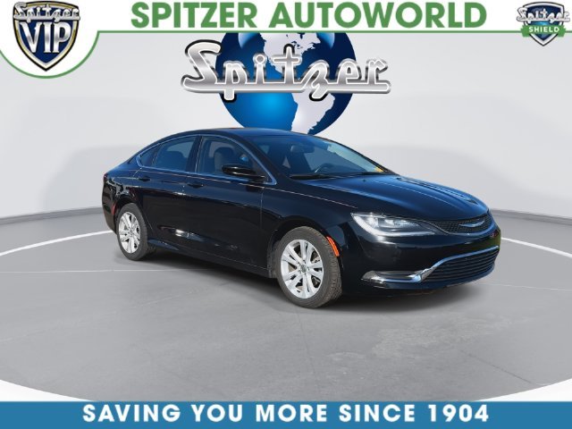 Used 2016 Black Chrysler Limited image 2