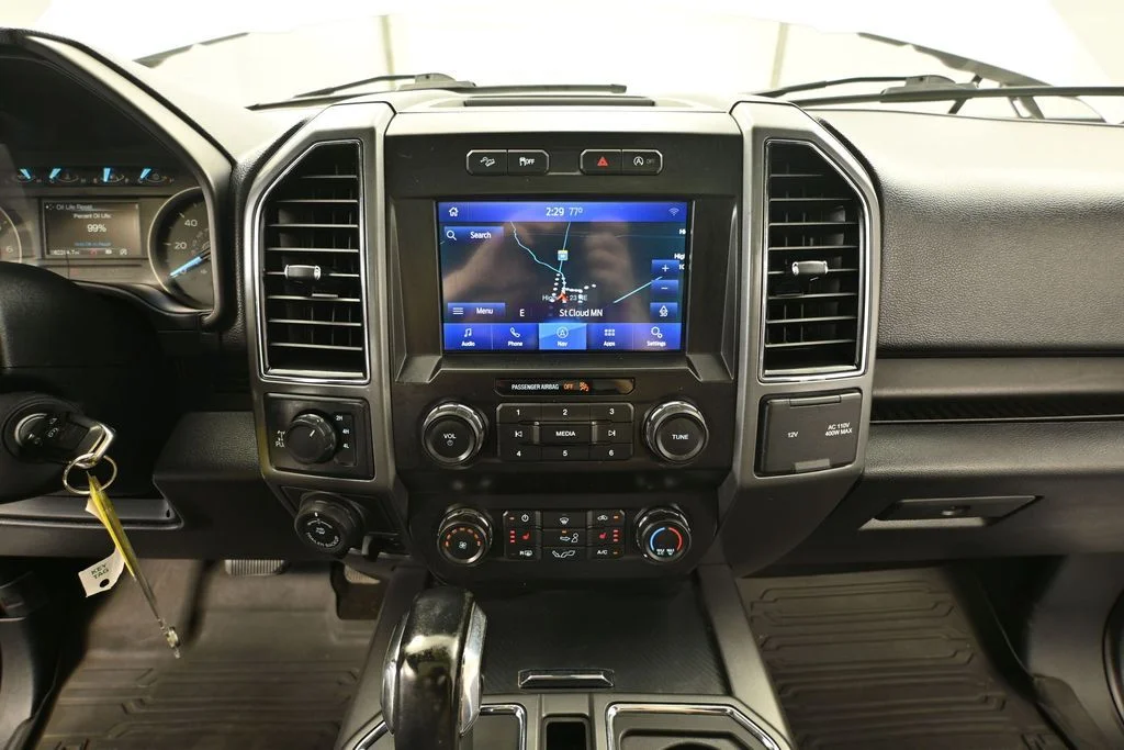 Used 2020 White Ford XLT image 34