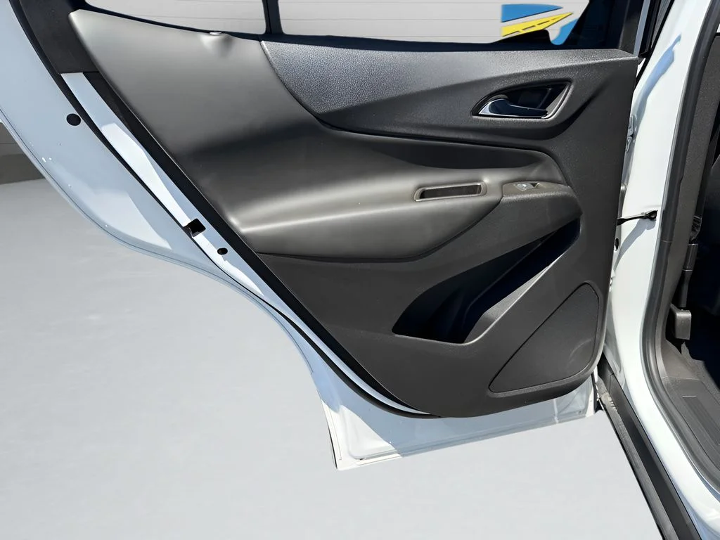 Used 2023 White Chevrolet LT image 17