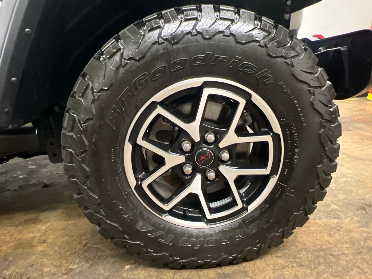Used 2024 White Jeep Rubicon image 13