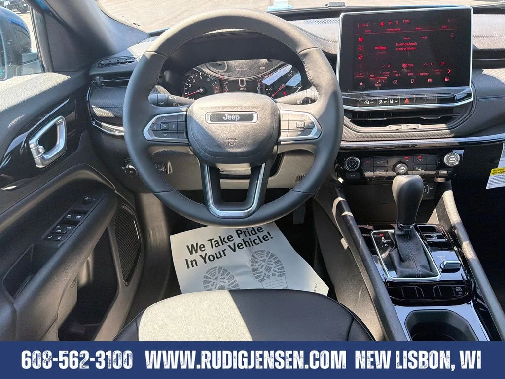 New 2026 Hydro Blue Pearlcoat Jeep Latitude image 13