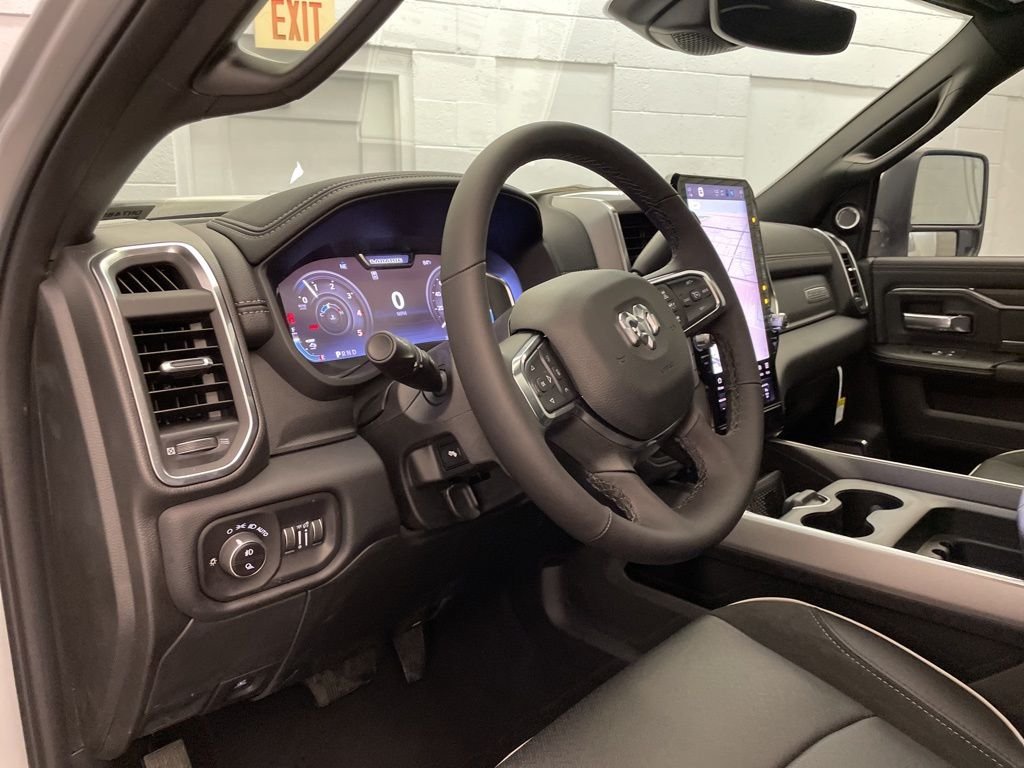 New 2026 Silver-Zynith Exterior Paint RAM Laramie image 20