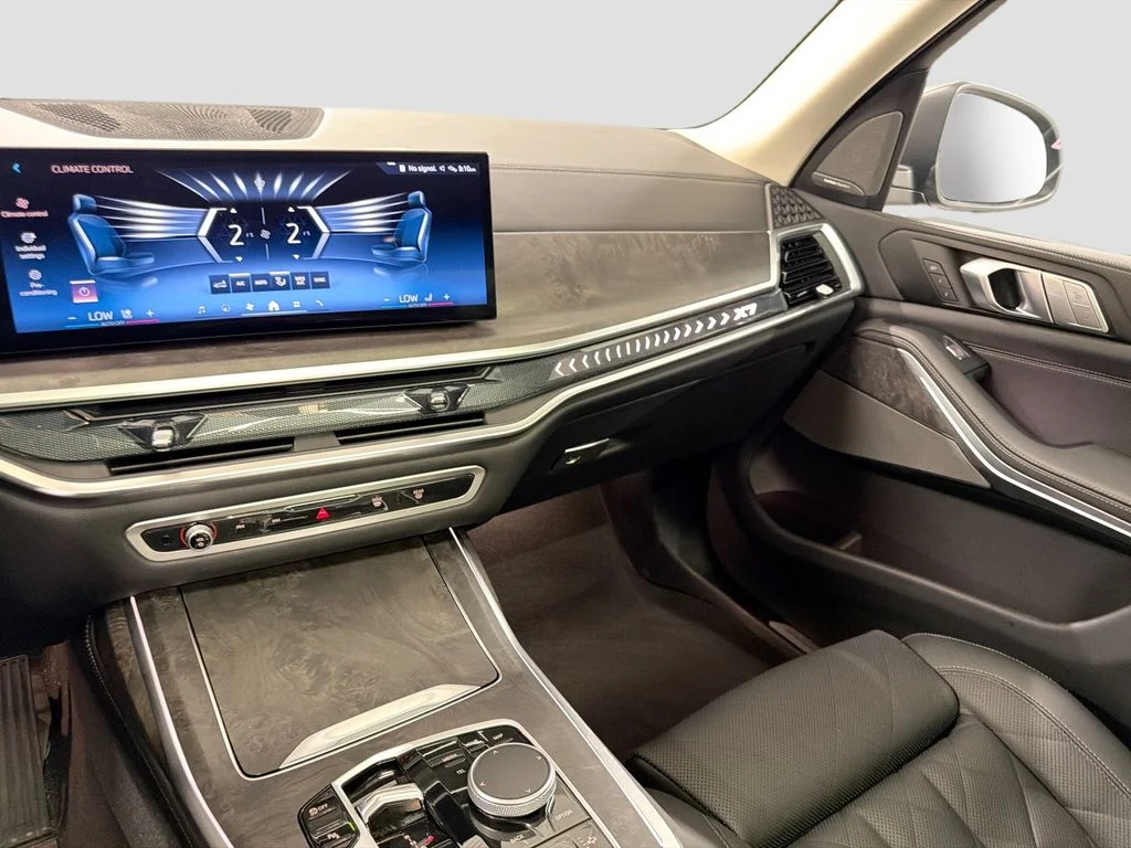 Used 2026 Gray Metallic BMW xDrive40i image 24