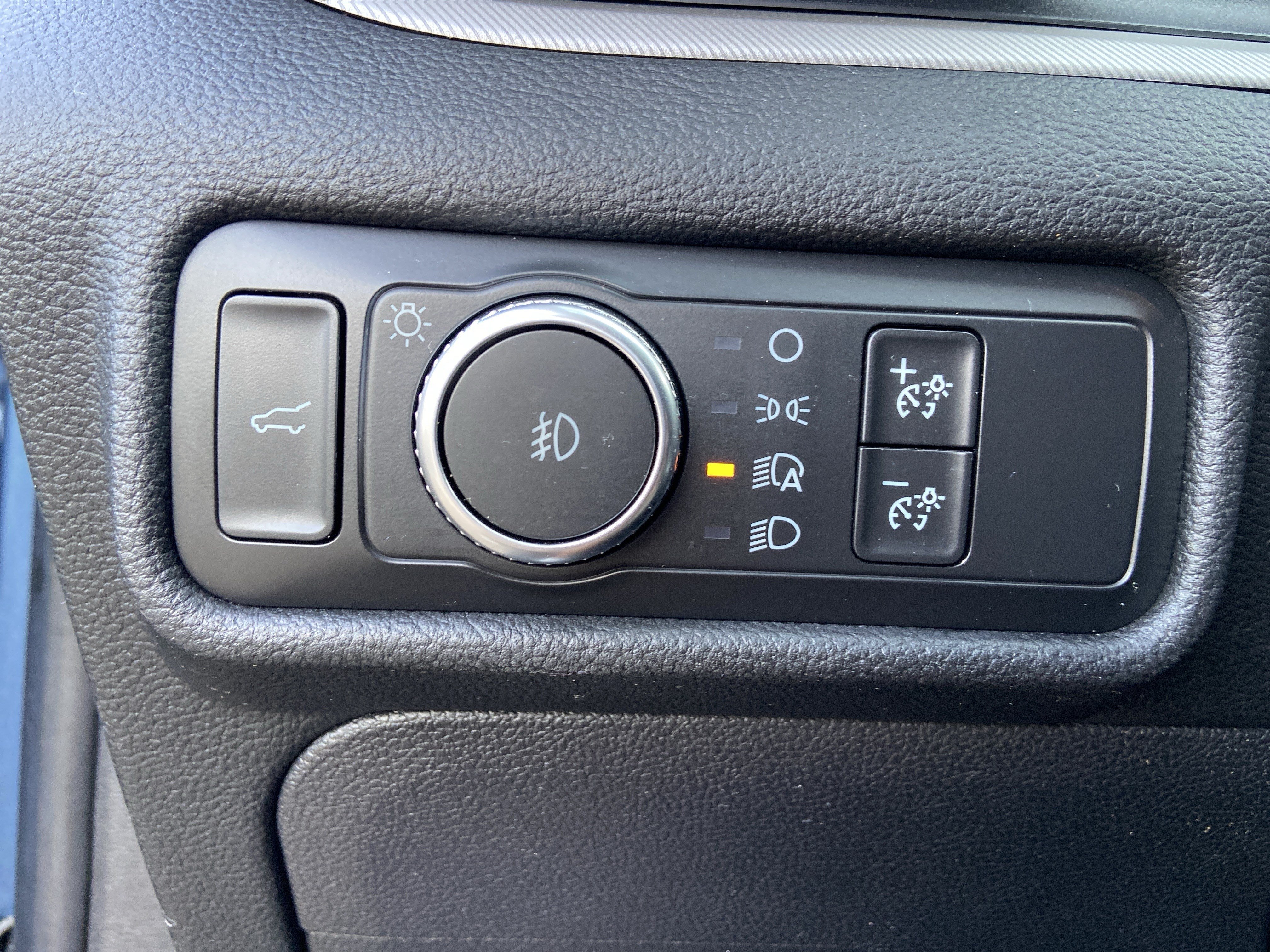 Used 2020 Blue Metallic Ford XLT image 45