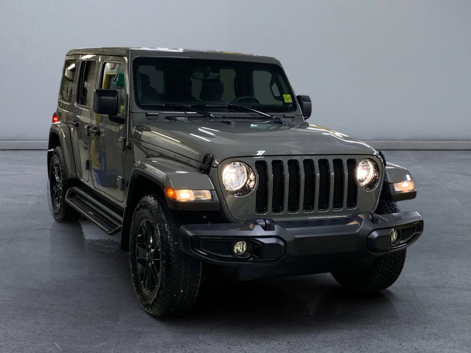 Used 2023 Sting Grey Jeep Sahara Altitude image 7