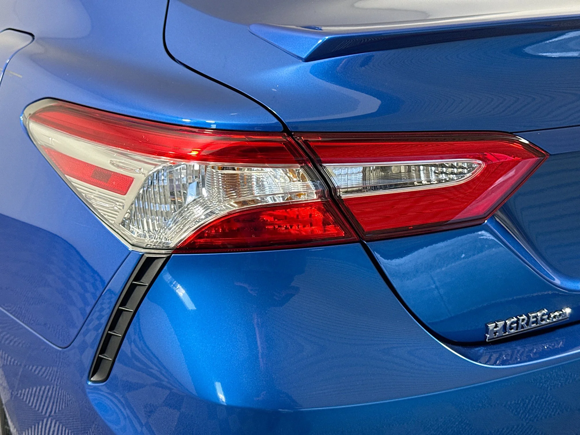 Used 2020 Blue Streak Metallic Toyota SE image 31
