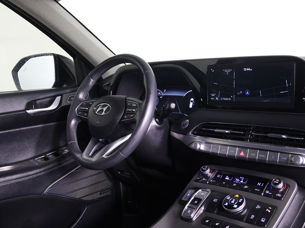 Used 2021 Black Hyundai Limited image 34