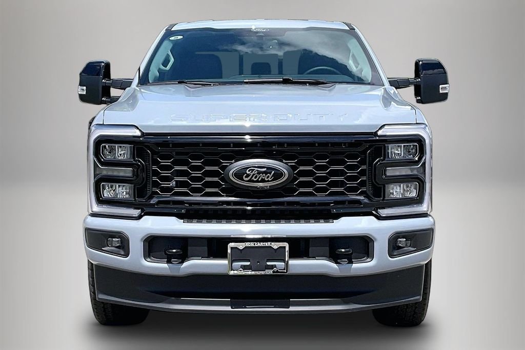 New 2026 Ford Super Duty F-250 Lariat 4D Crew Cab