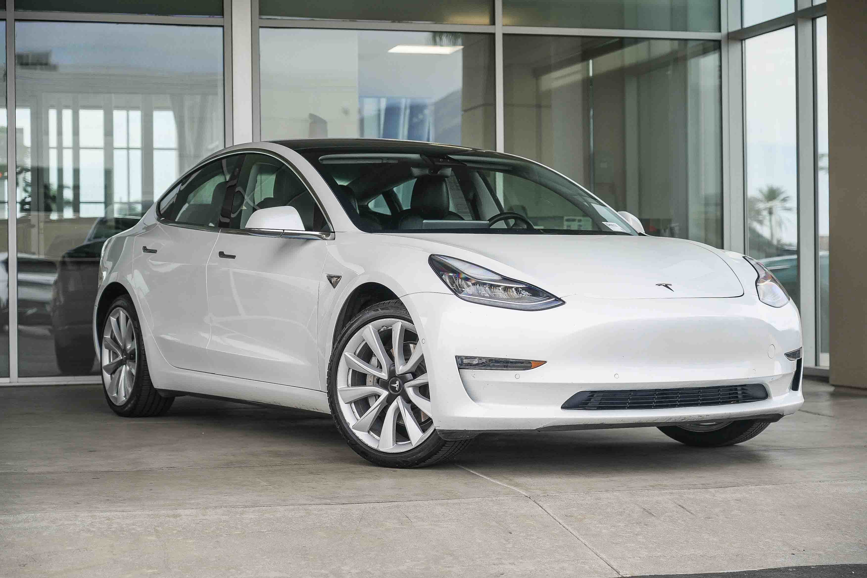 Used 2019 Tesla Model 3 Mid Range with VIN 5YJ3E1EA6KF466560 for sale in Ontario, CA