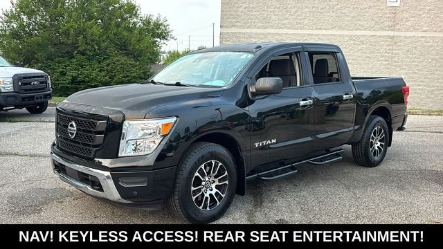 Used 2021 Black Nissan SV image 3