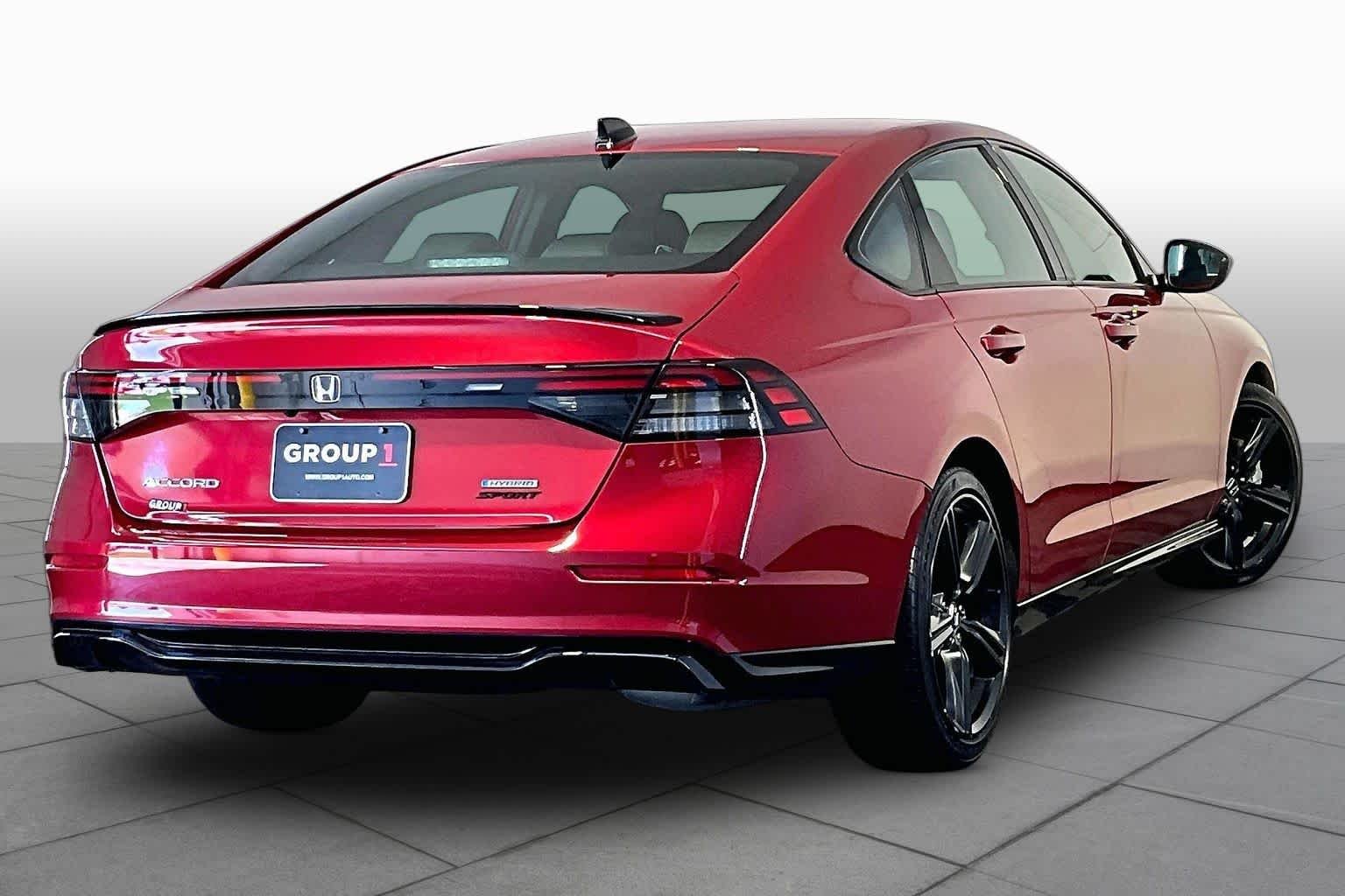 Used 2023 Radiant Red Metallic Honda Sport-L image 13