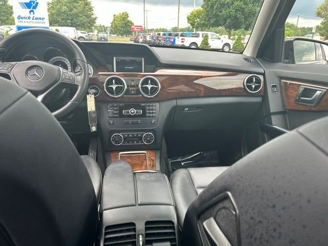 Used 2013 Black Mercedes-Benz GLK 350 image 14