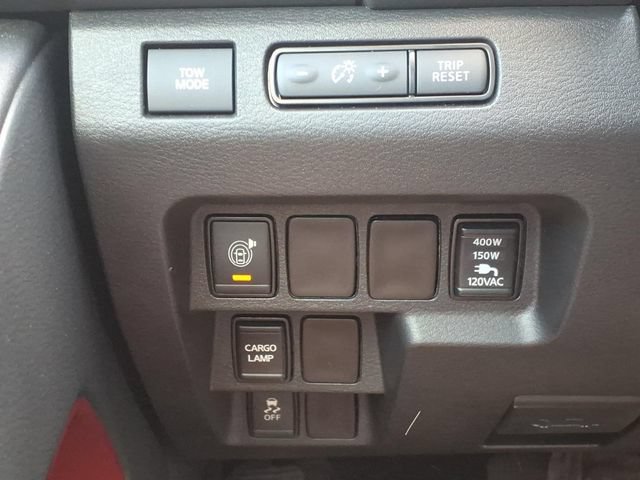 Used 2026  Nissan PRO-X image 23