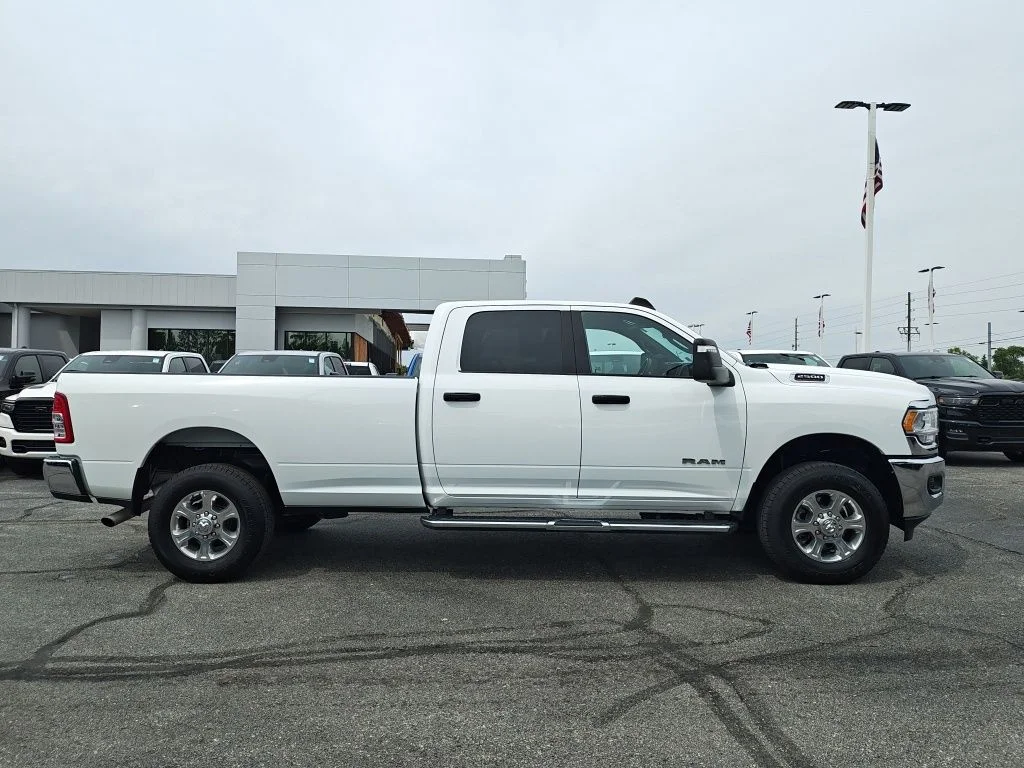 Used 2024 White Ram Big Horn image 6