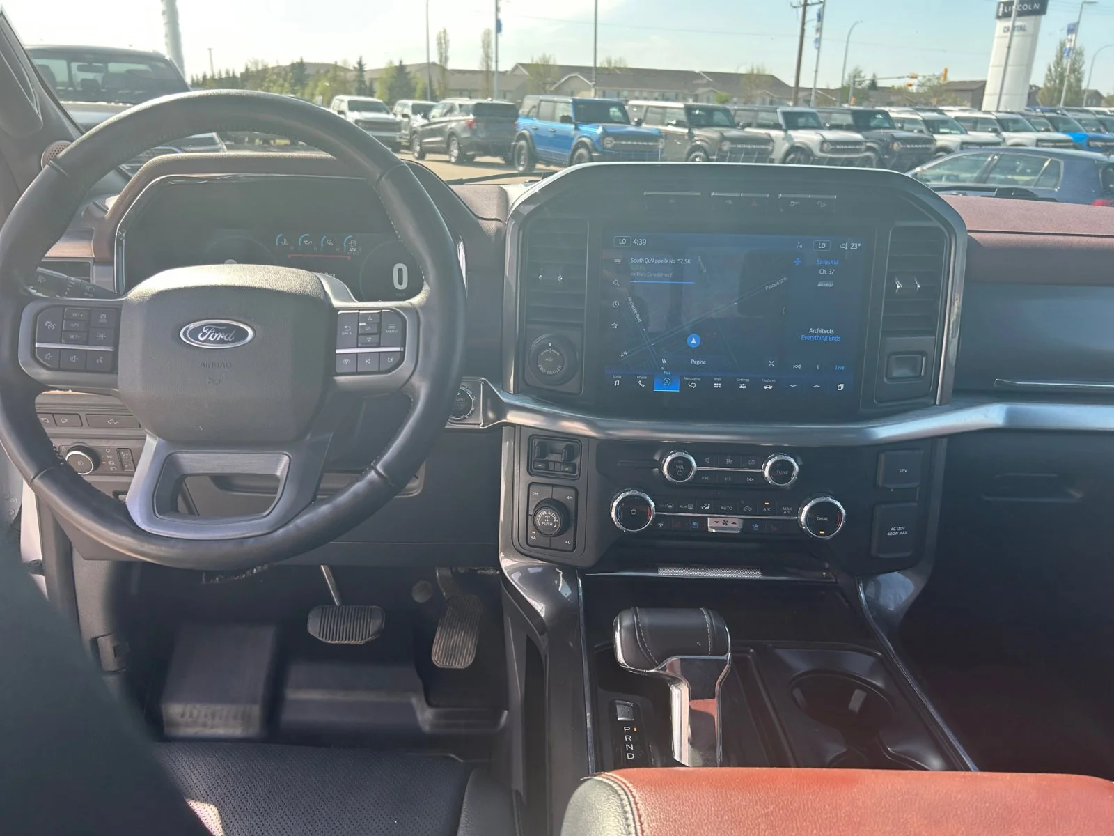 Used 2023 WHITE Ford LARIAT SuperCrew image 21