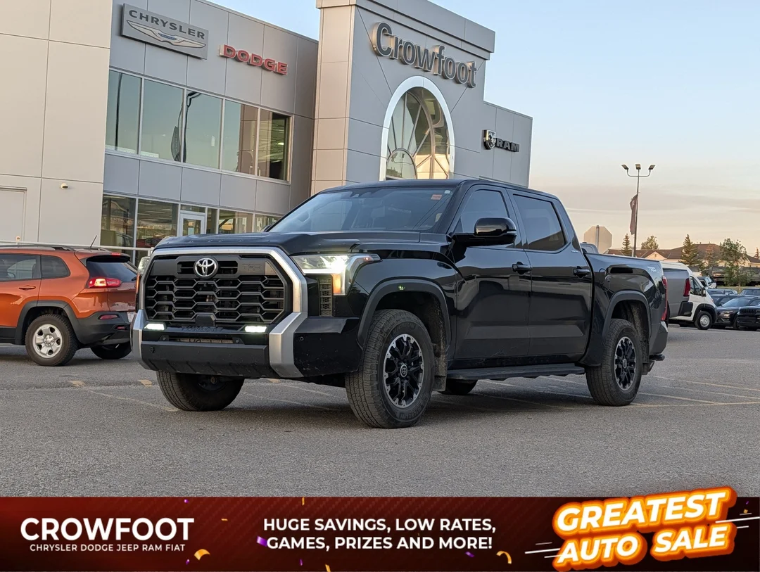 Used 2024  Toyota 4X4 -Leather - Sunroof - Blind Spot - Park Assist - Lane Keep image 1