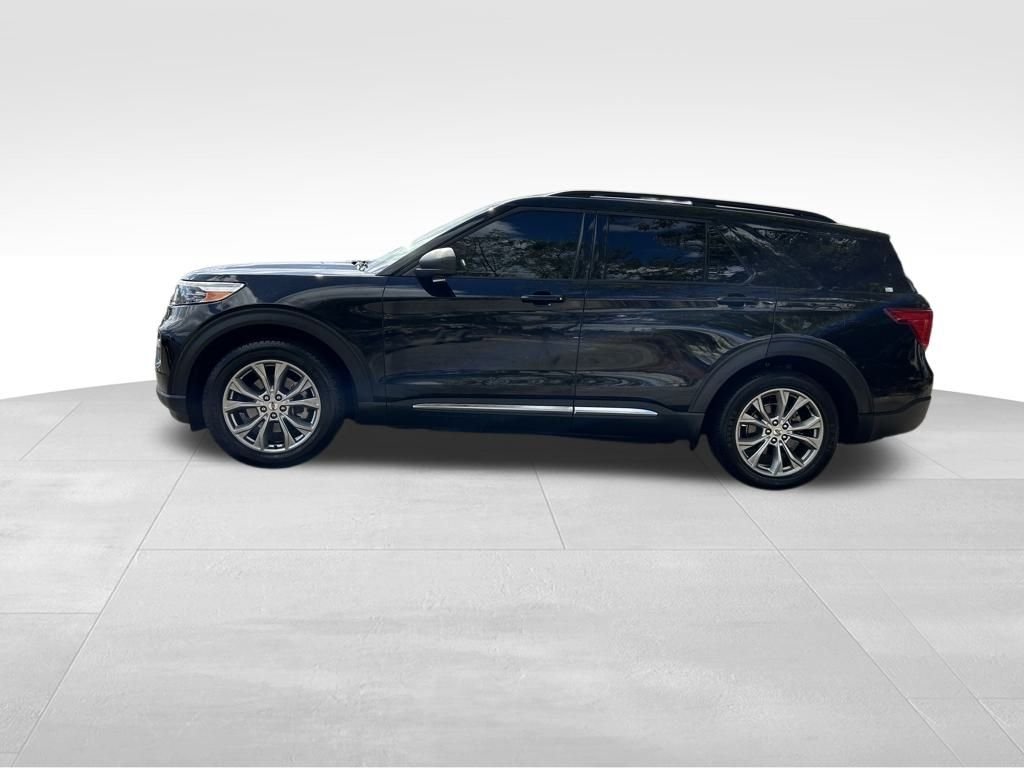 2020 Ford Explorer XLT photo 2