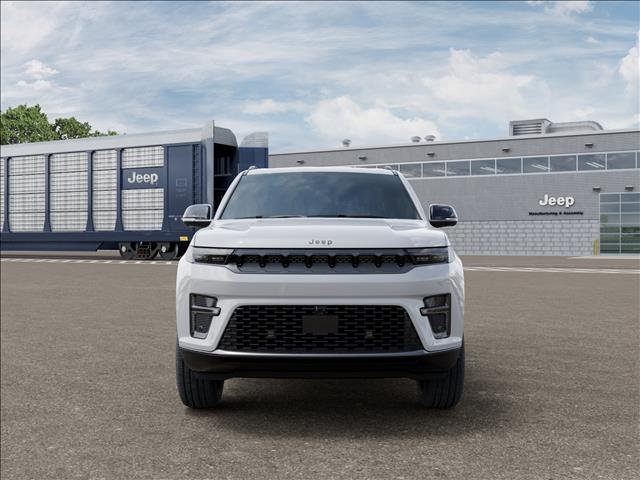 New 2026 Bright White Clear-Coat Exterior Paint Jeep Limited Reserve 4x4 image 6