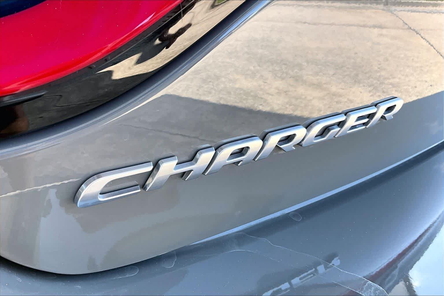 Used 2023 Destroyer Gray Clearcoat Dodge R/T image 31