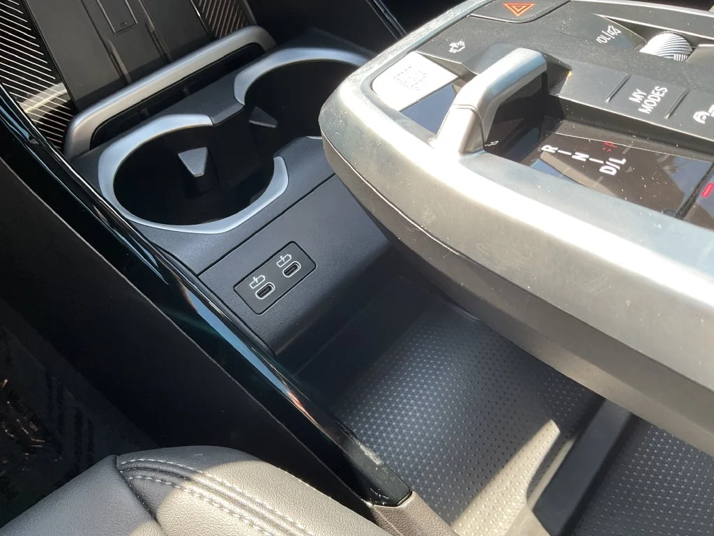 Used 2025 Green BMW xDrive28i image 30