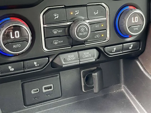 2021 Chevrolet Tahoe Z71 - Photo 18