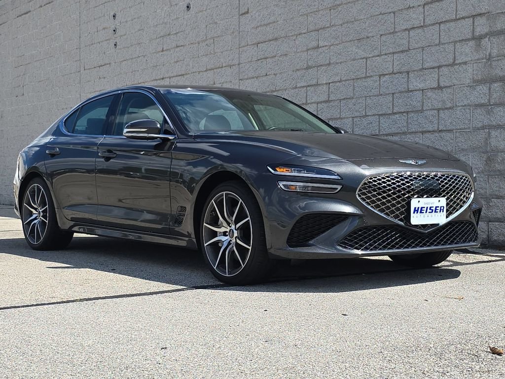 2025 GENESIS G70 Standard - Photo 14