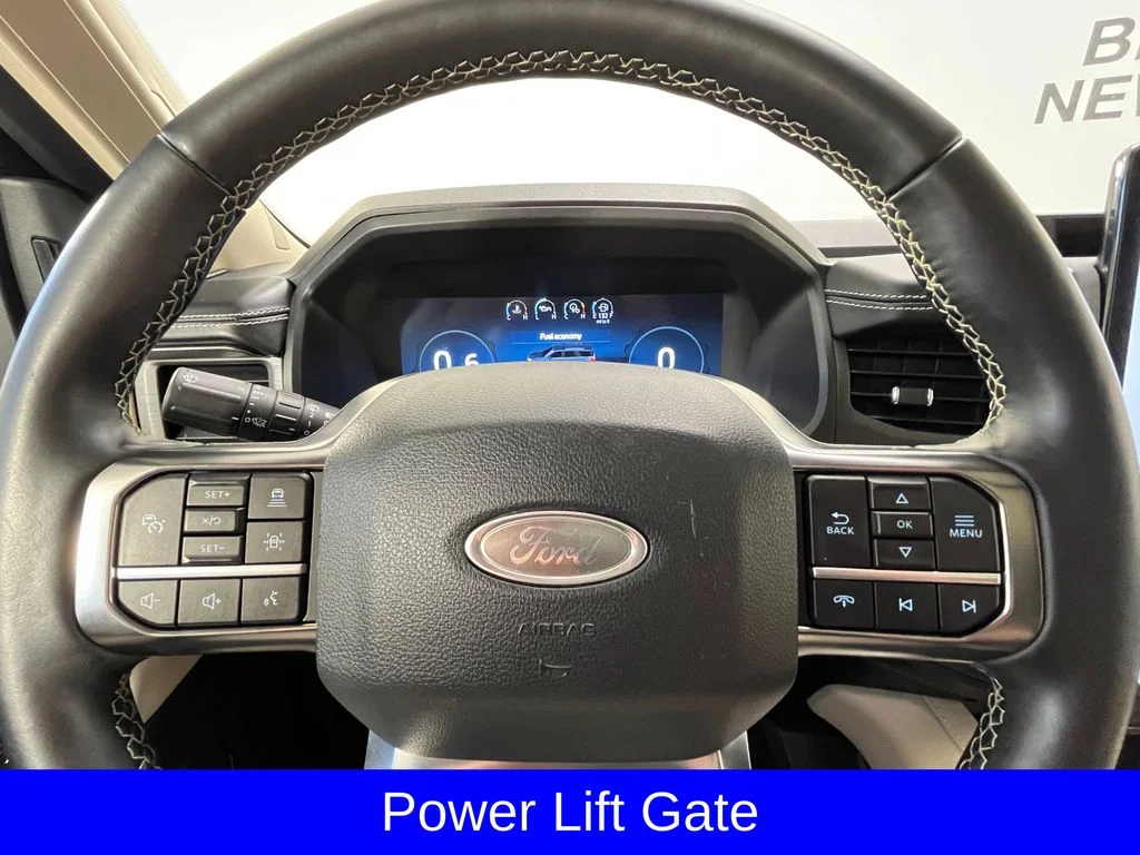 Used 2022 White Ford Platinum image 10