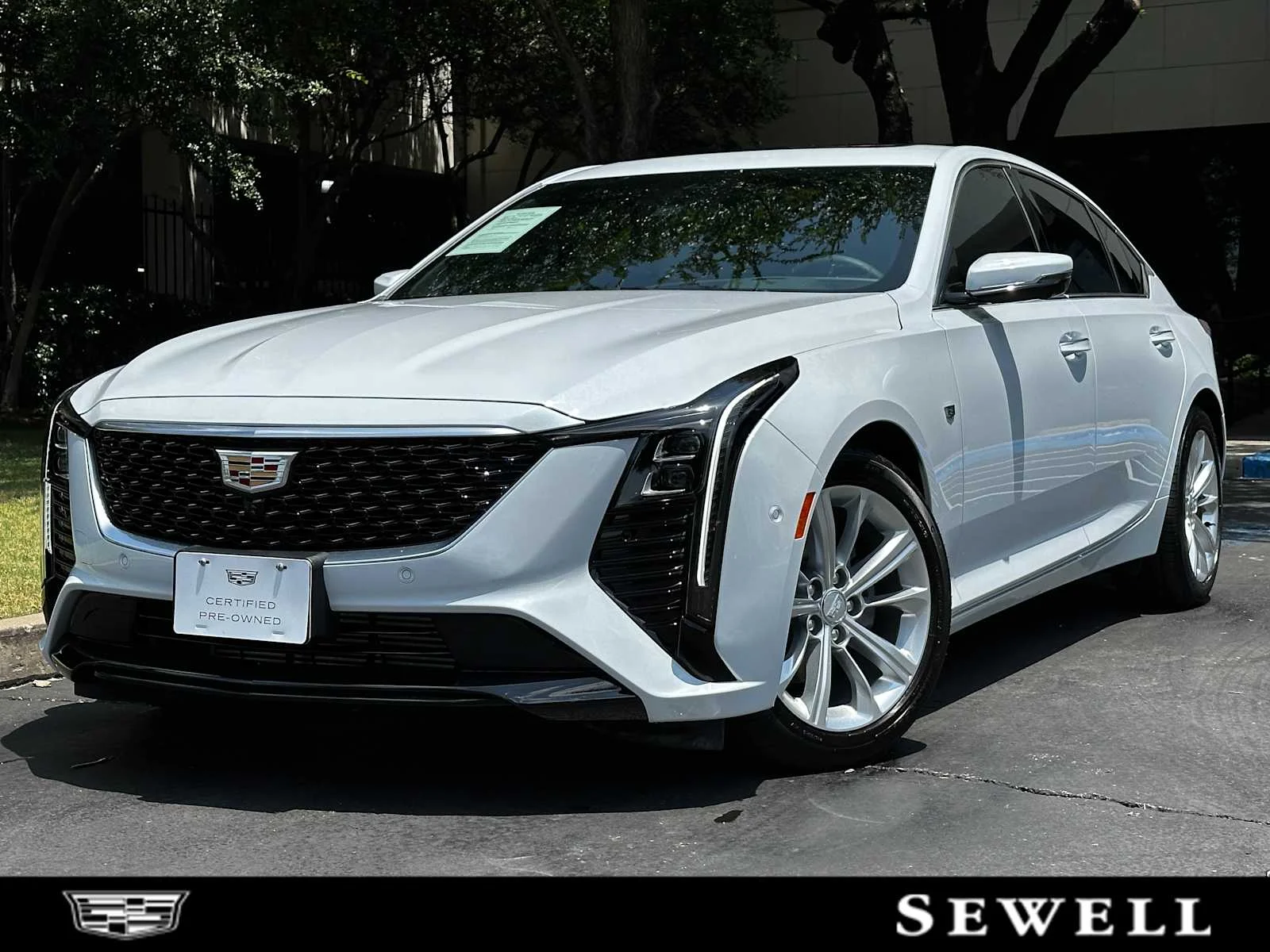 Certified Used 2026 Vibrant White Tricoat Cadillac Premium Luxury image 1