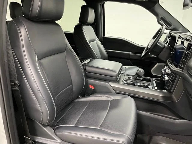 Used 2025 White Ford Lariat image 59