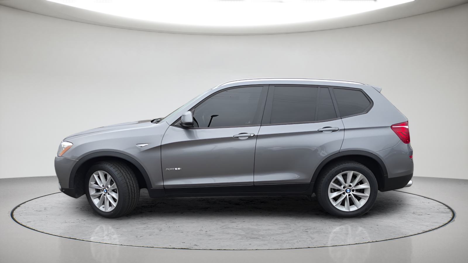 Used 2016 Gray BMW xDrive28i image 11