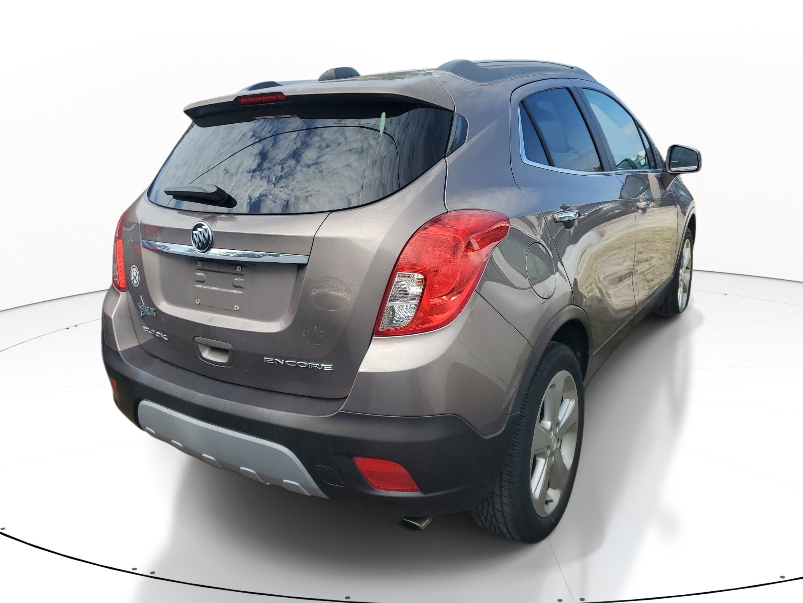 Used 2015 Cocoa Silver Metallic Buick Convenience image 9