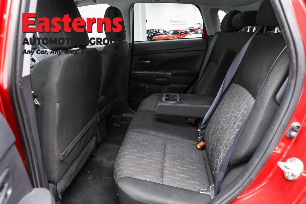 Used 2023 Red Mitsubishi 2.0 ES image 20