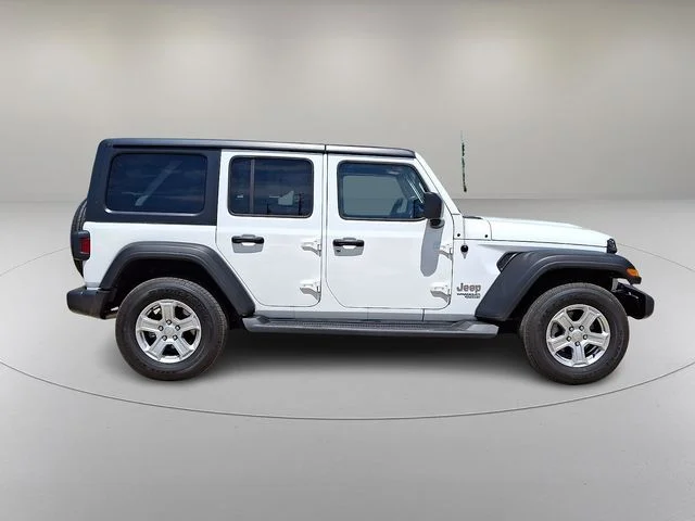 Used 2018 White Jeep Unlimited Sport S image 12