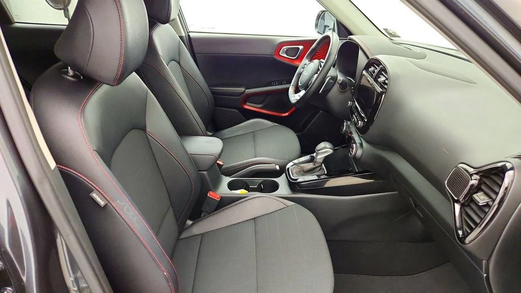 Used 2022 Gravity Gray Kia Turbo DCT image 24