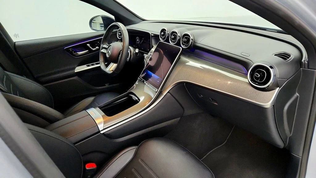 Used 2024 Cirrus Silver Metallic Mercedes-Benz GLC 300 4MATIC Coupe, AMG® Line w/ Nappa Leather Upholstery image 25
