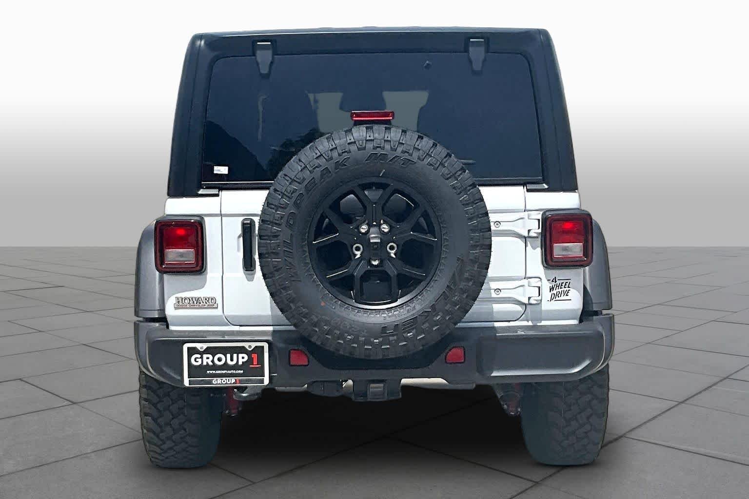New 2026 Bright White Clear-Coat Exterior Paint Jeep Willys image 5