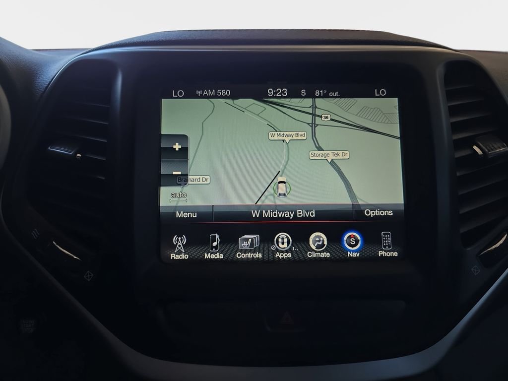 Used 2017 Red Jeep Trailhawk image 25