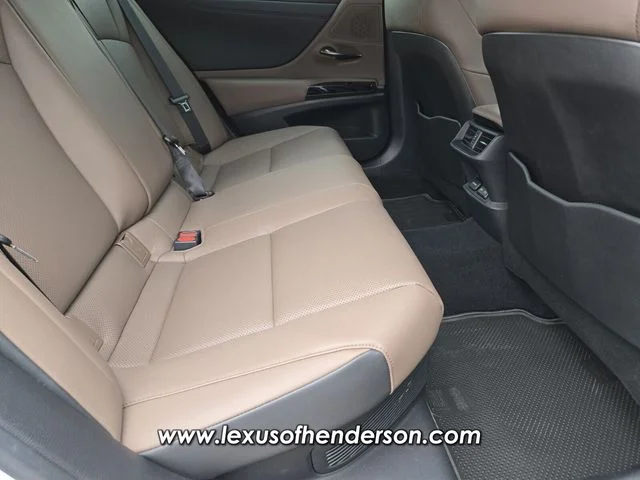 Certified Used 2025 White Lexus 300h image 17