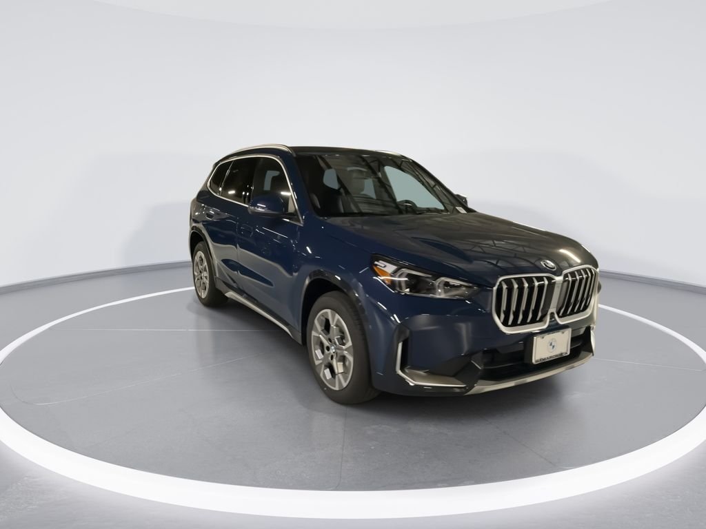 Used 2026 Blue BMW xDrive28i image 2