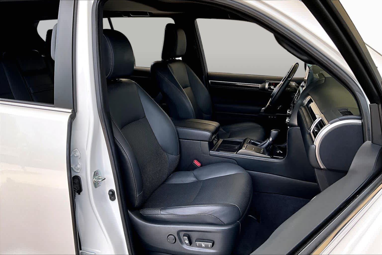 Used 2023 Eminent White Pearl Lexus Luxury image 8
