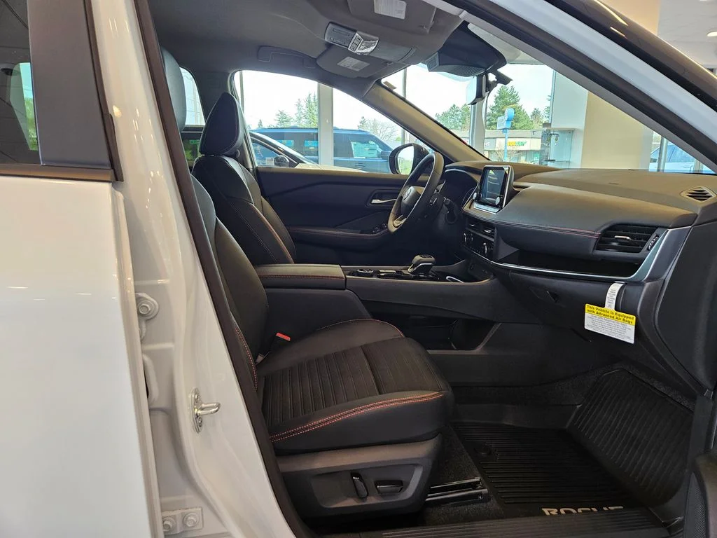 New 2026 Everest White Pearl TriCoat Nissan Rock Creek image 21