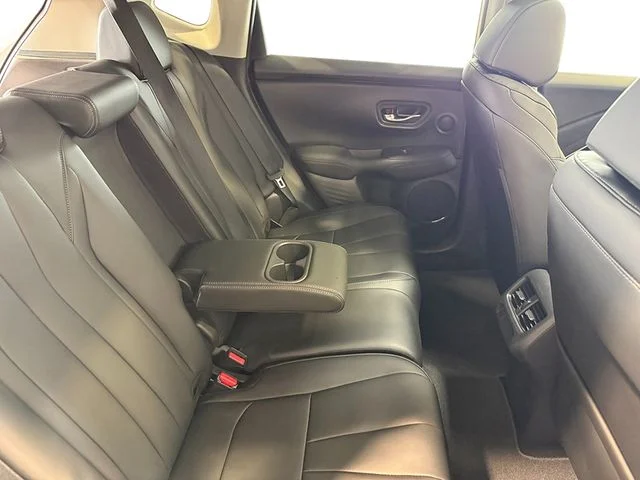New 2026 Platinum White Pearl Acura Base image 37