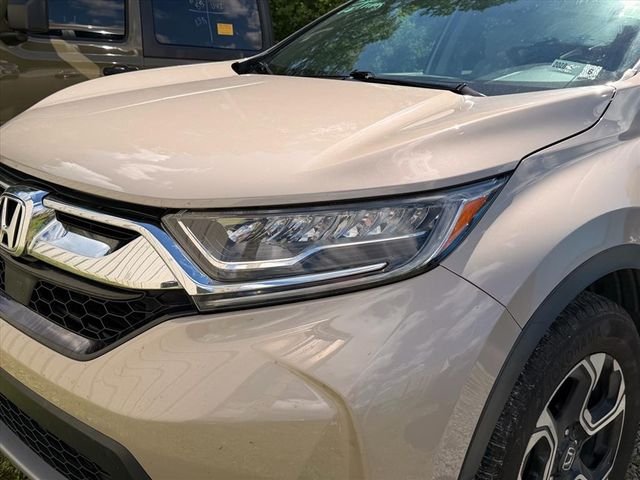 Used 2018  Honda Touring image 5
