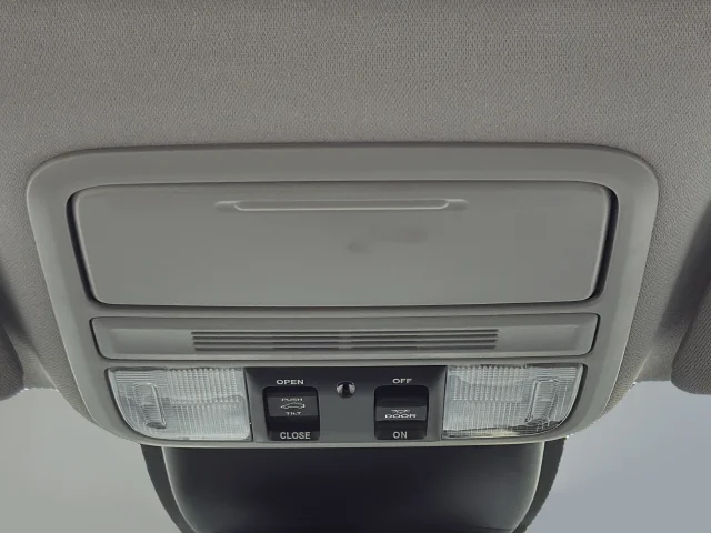Used 2024 Blue Honda EX-L image 36