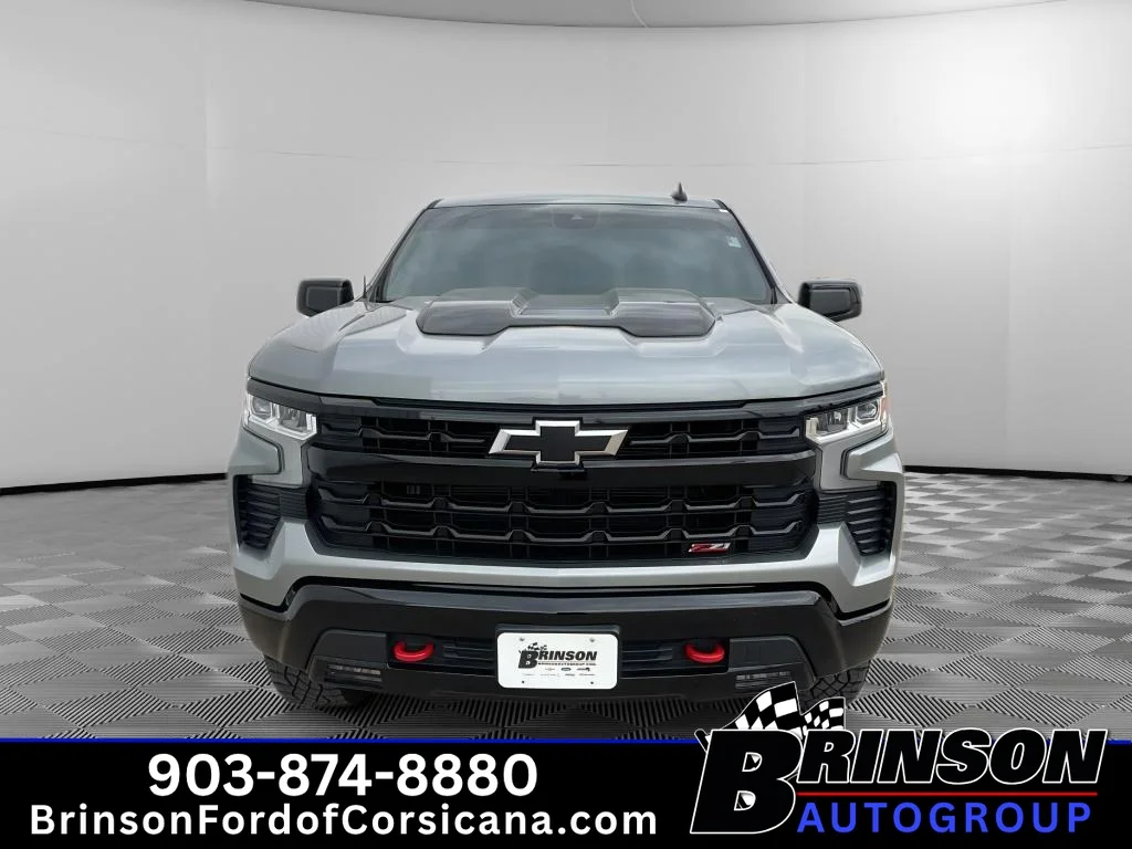 Used 2025 Sterling Gray Metallic Chevrolet LT Trail Boss image 2